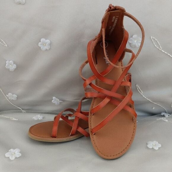 NWOT CAT & JACK Size 3 Brown Criss Cross Zip Up Sandals - Picture 3 of 9